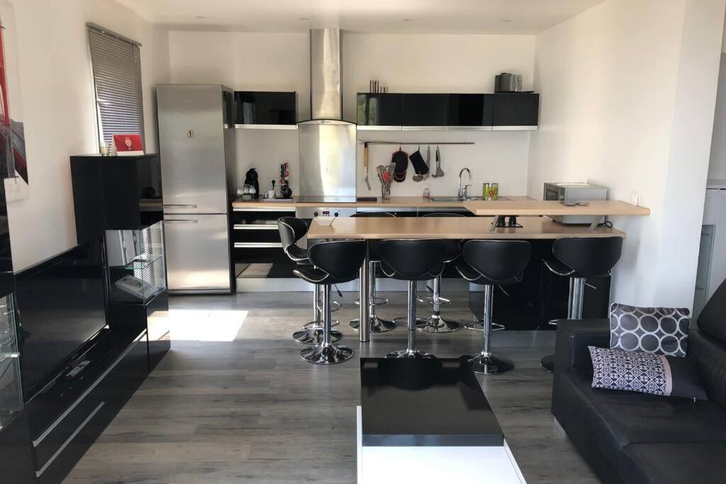 Appartement Vue Panoramique Sur La Mer Et La Citadelle De Bastia Bastia  Eksteriør bilde